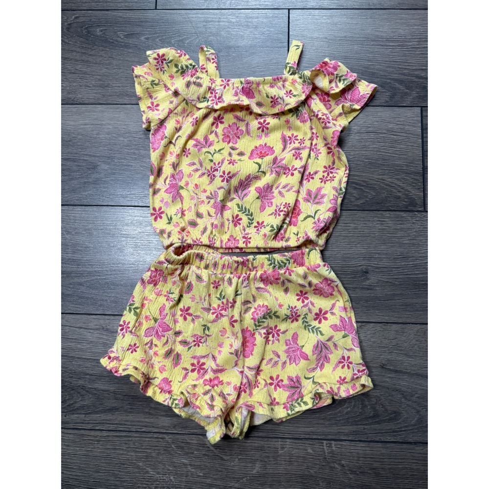 Old Navy Girls 3T Yellow Pink Floral Ribbed Ruffle Top and Shorts 2 Piece Set